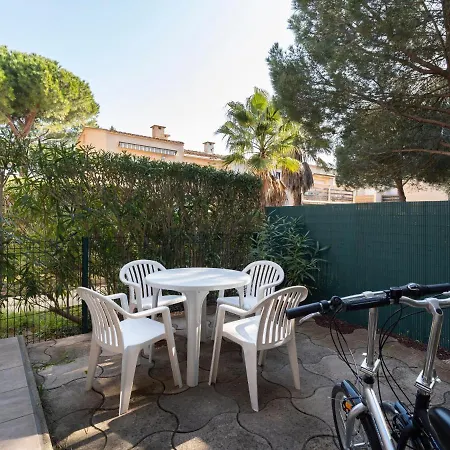 1 Bedroom For 4 Agde