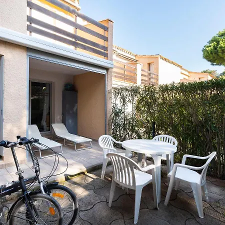 1 Bedroom For 4 *