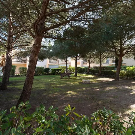1 Bedroom For 4 Apartmán Agde